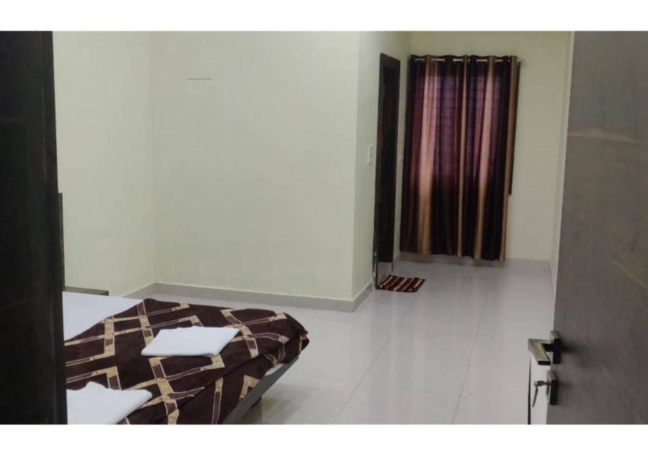 Hotel Parag Palace Jabalpur Luaran gambar