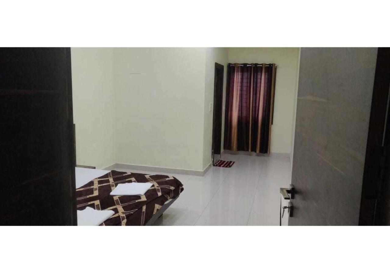 Hotel Parag Palace Jabalpur Luaran gambar