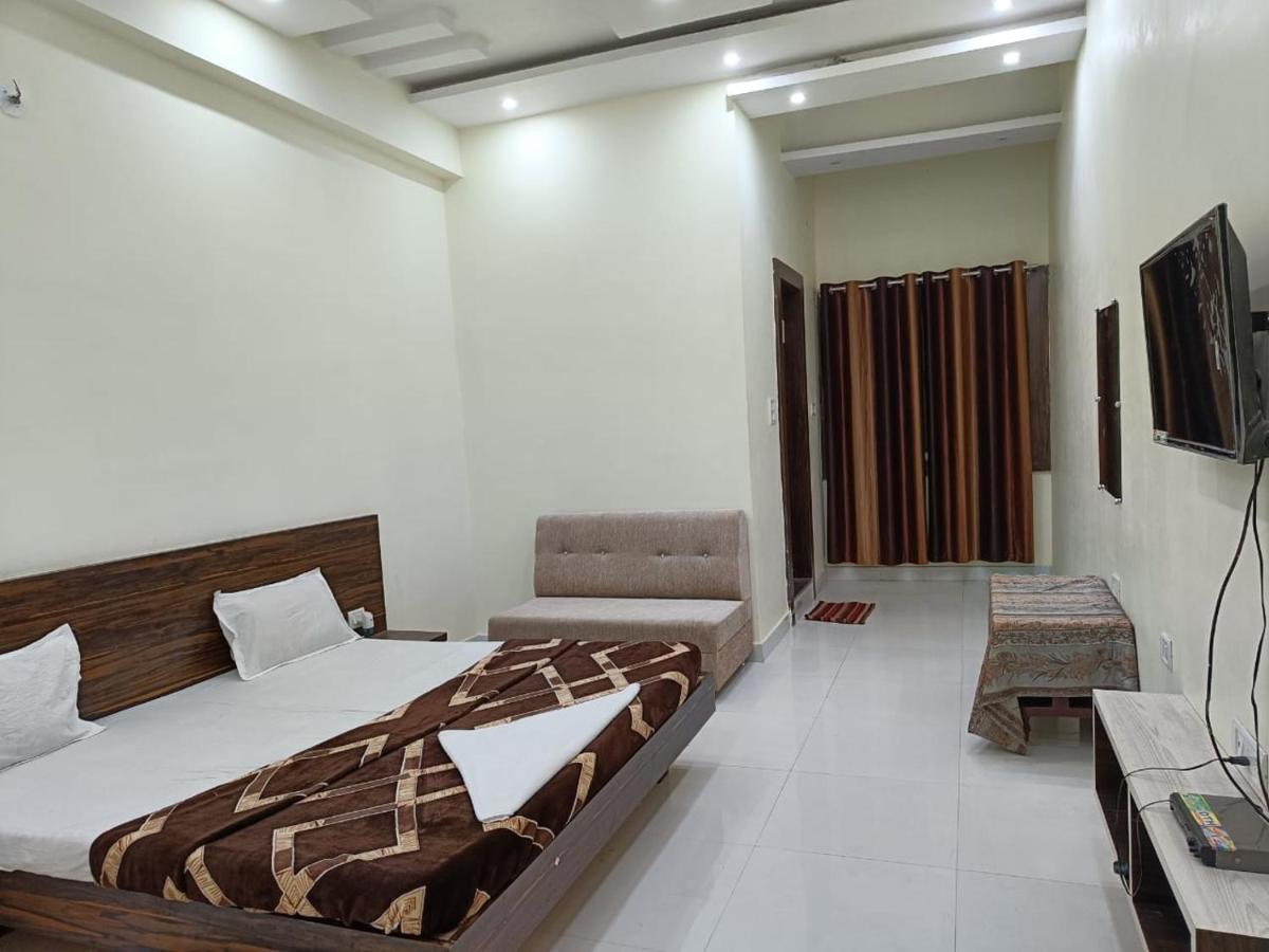 Hotel Parag Palace Jabalpur Luaran gambar